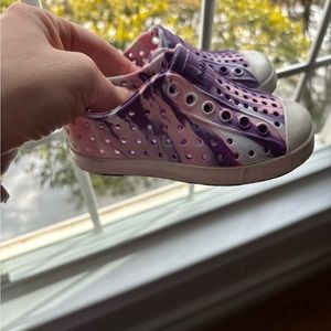 Pink and Purple tie-dye Natives - size 6